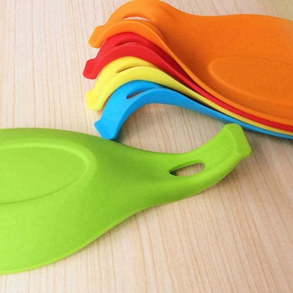 1pc Silicone Spoon Insulation Mat Silicone Heat Resistant Placemat Tray Spoon