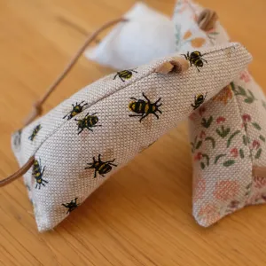Bee-rilliant Mouse